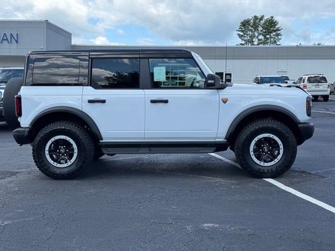 New 2025 Ford Bronco Badlands AWD/4WD image 3
