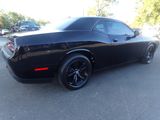 Used 2016 Dodge Challenger SXT image 3