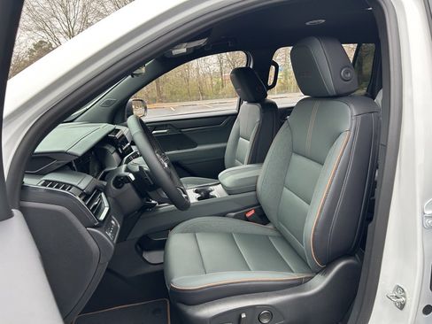 New 2026 GMC Acadia AT4 image 35