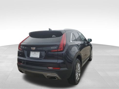Used 2023 Cadillac XT4 Premium Luxury image 5
