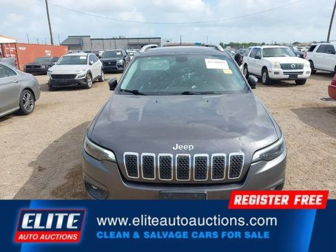 Used 2019 Jeep Cherokee Latitude Plus image 24