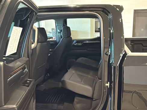 Used 2022 GMC Sierra 1500 Elevation image 18