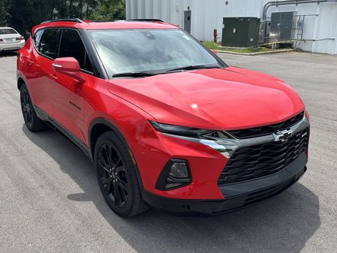 Used 2021 Chevrolet Blazer RS w/ Enhanced Convenience Package AWD/4WD image 2