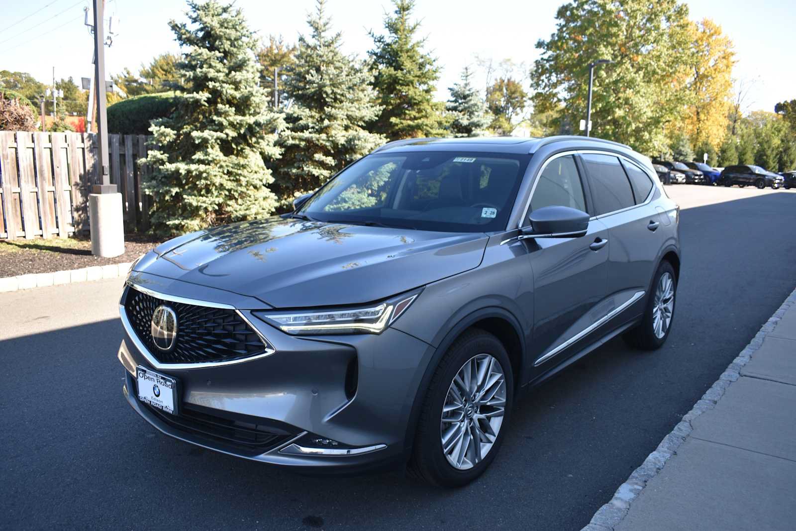 Used 2023 Acura MDX w/ Advance Package AWD/4WD image 3