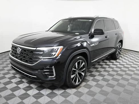 Used 2025 Volkswagen Atlas SEL Premium R-Line AWD/4WD image 2