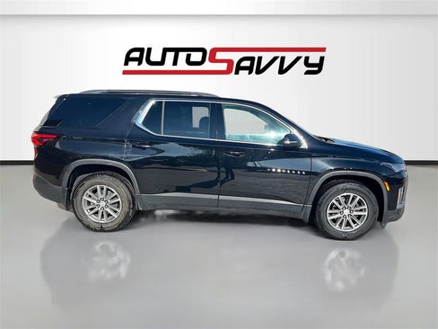 Used 2023 Chevrolet Traverse LT w/ LPO, Floor Liner Package image 8