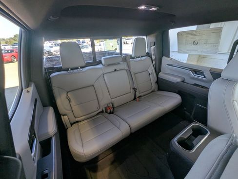 New 2025 Chevrolet Silverado 1500 RST w/ Convenience Package II image 18