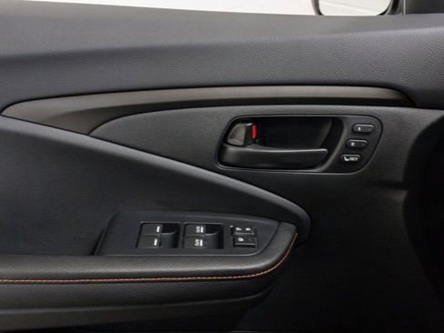 Used 2025 Honda Ridgeline TrailSport image 12