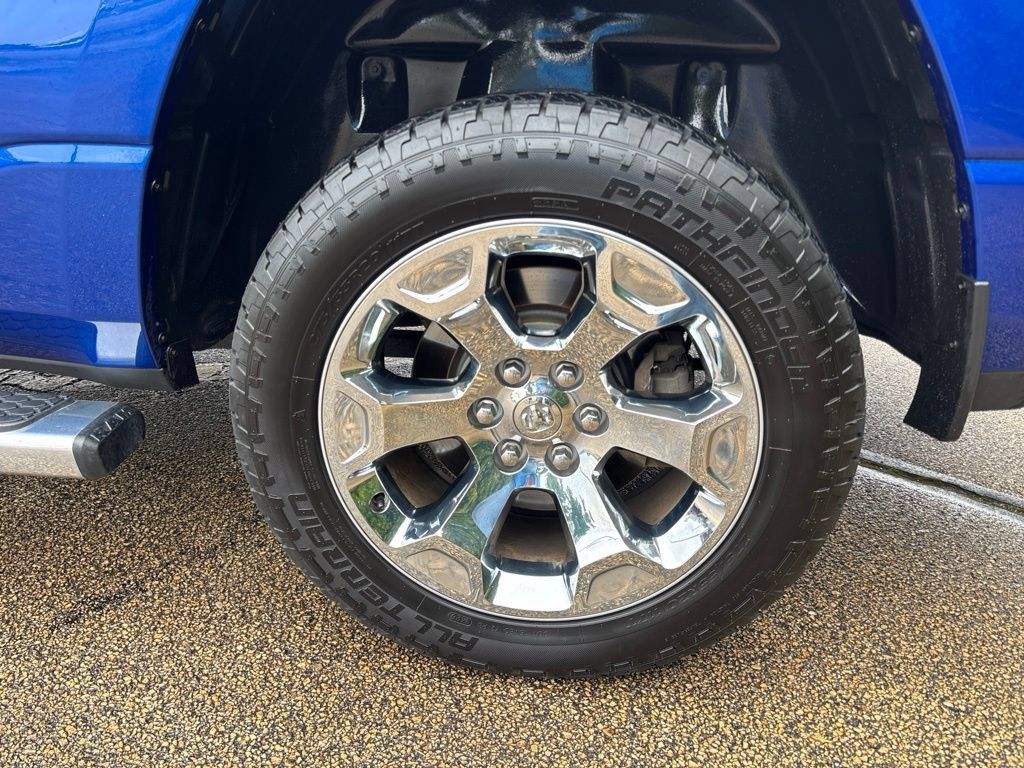 Used 2019 RAM 1500 Big Horn AWD/4WD image 25
