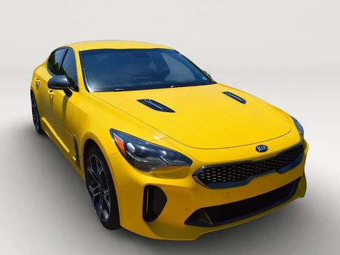 Used 2018 Kia Stinger GT AWD/4WD image 13