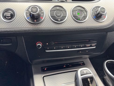 Used 2013 BMW Z4 sDrive35i w/ M Sport Pkg RWD image 38
