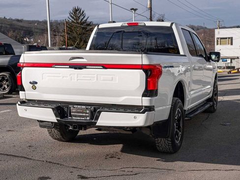 Used 2023 Ford F150 Lightning Lariat image 4