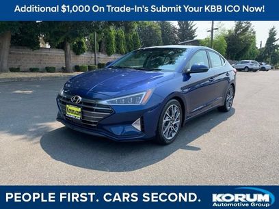 Used 2020 Hyundai Elantra Limited w/ Ultimate Package 03