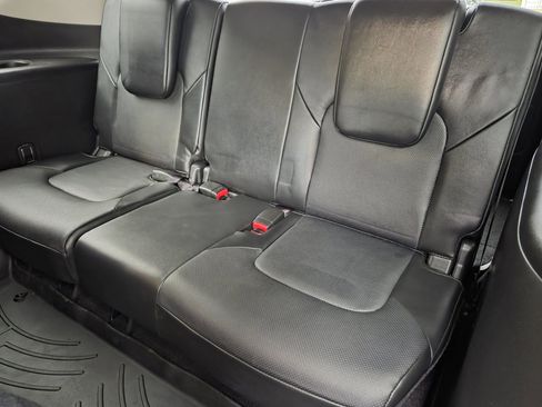 Used 2019 INFINITI QX80 Luxe image 13