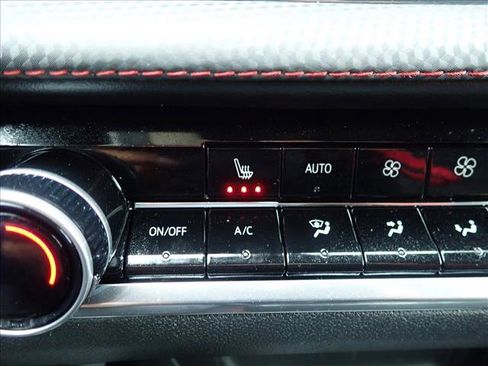 Used 2025 Chevrolet Equinox RS AWD/4WD image 21