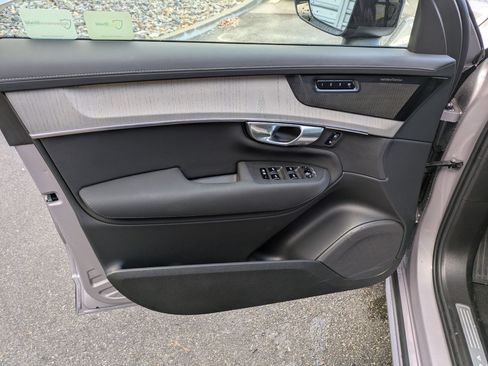 New 2026 Volvo XC90 T8 Ultra w/ Protection Package image 11