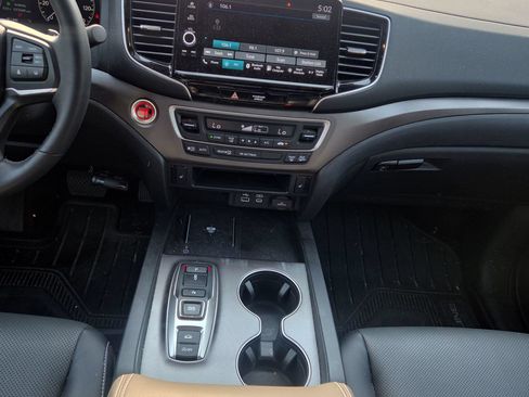 Used 2025 Honda Ridgeline RTL image 15