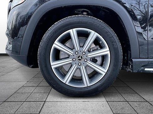 Certified 2022 Mercedes-Benz GLS 450 4MATIC image 4