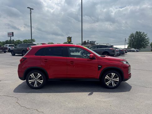 Used 2024 Mitsubishi Outlander Sport AWD image 8