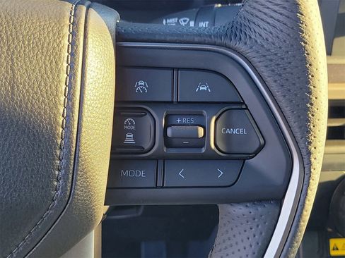 Certified 2025 Toyota Tacoma SR5 image 23