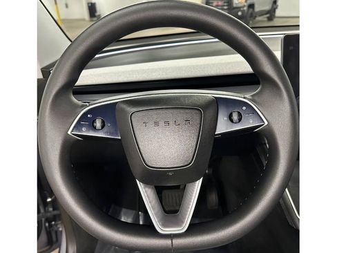 Used 2026 Tesla Model Y Long Range image 24