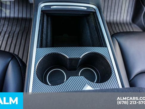 Used 2024 Tesla Model Y Long Range image 44