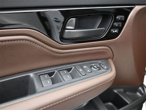 New 2026 Honda Odyssey Touring image 20