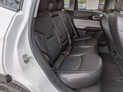 Certified 2022 Jeep Compass Limited AWD/4WD image 25