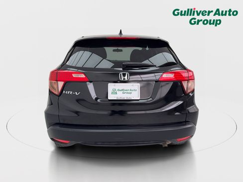 Used 2018 Honda HR-V EX image 7