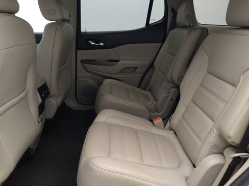 Used 2017 GMC Acadia Denali w/ Technology Package AWD/4WD image 18