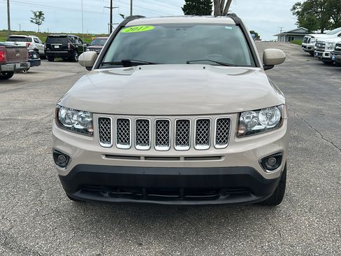 Used 2017 Jeep Compass High Altitude image 3