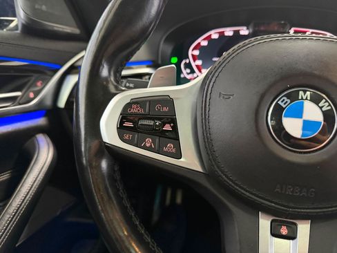 Used 2022 BMW M550i xDrive w/ Executive Package AWD/4WD image 34
