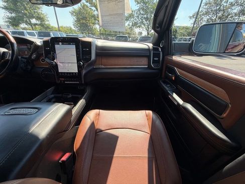 Used 2022 RAM 2500 Limited AWD/4WD image 21