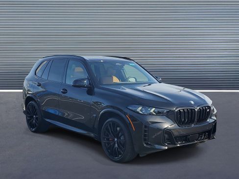 New 2026 BMW X5 M60i w/ Climate Comfort Package image 2