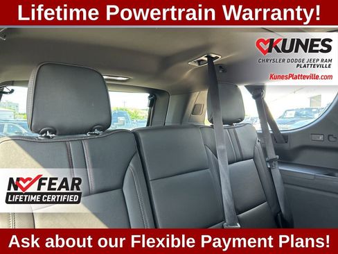 Used 2024 Chevrolet Suburban RST image 45