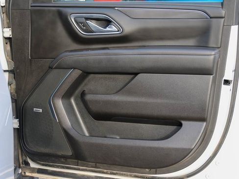 Used 2021 GMC Yukon AT4 w/ Rear Media and Nav Package image 19