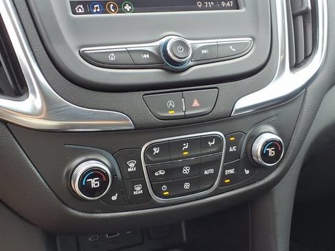 Used 2024 Chevrolet Equinox LT FWD image 10