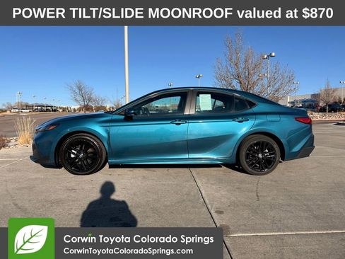 Used 2025 Toyota Camry SE w/ Convenience Package image 5