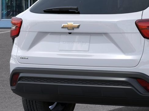 New 2026 Chevrolet Trax LS FWD image 14