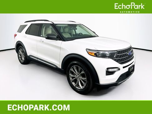 Used 2022 Ford Explorer XLT w/ Equipment Group 202A image 1