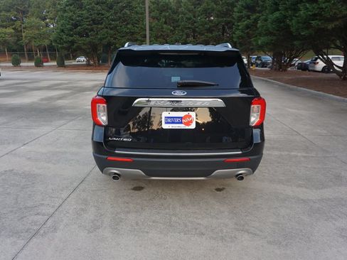 Used 2022 Ford Explorer Limited w/ Equipment Group 301A RWD image 25