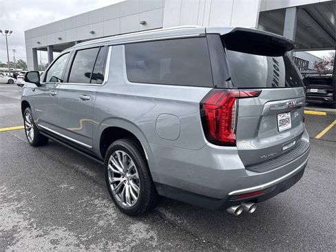 Used 2024 GMC Yukon XL Denali w/ Denali Reserve Package image 7