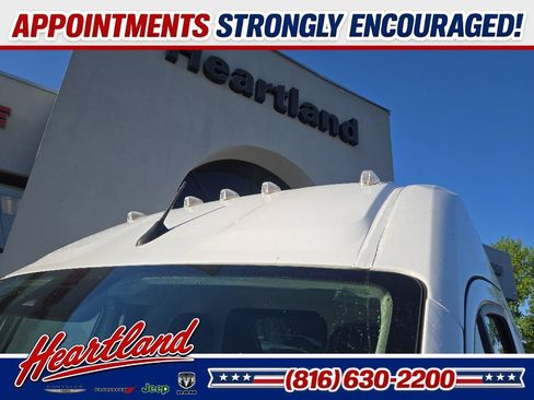 Used 2025 RAM ProMaster 2500 w/ Convenience Group FWD image 16