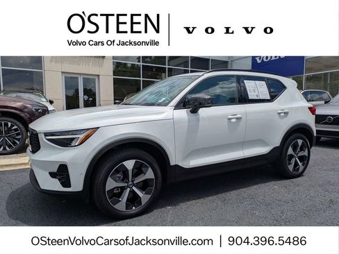 Certified 2024 Volvo XC40 B5 Plus w/ Protection Package Premier AWD/4WD image 1