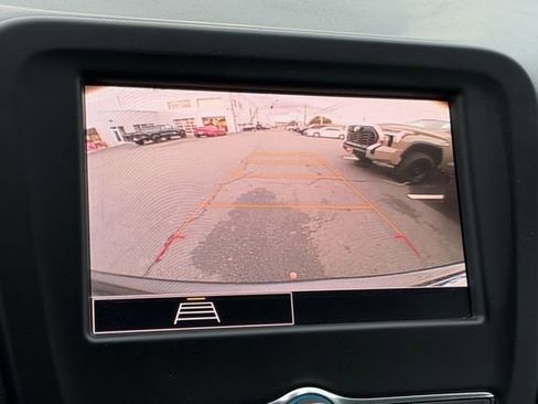 Used 2022 Chevrolet Equinox LT w/ Driver Convenience Package image 23