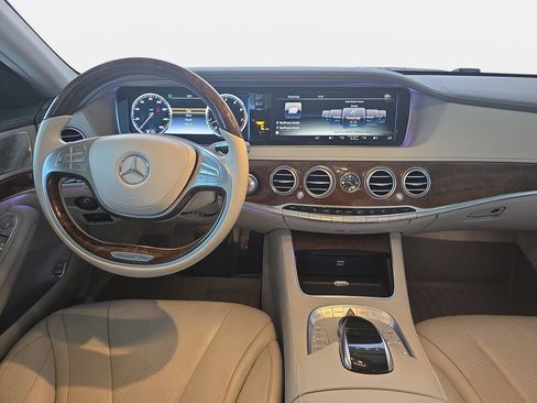 Used 2015 Mercedes-Benz S 550 4MATIC Sedan image 9