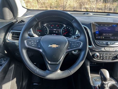 Certified 2024 Chevrolet Equinox LT AWD/4WD image 14