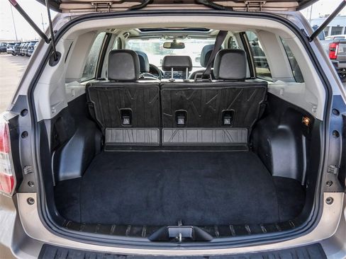Used 2015 Subaru Forester 2.5i Limited image 13