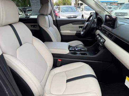 Certified 2026 Honda Pilot Touring image 23