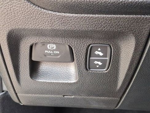 Used 2022 RAM 1500 Laramie image 25